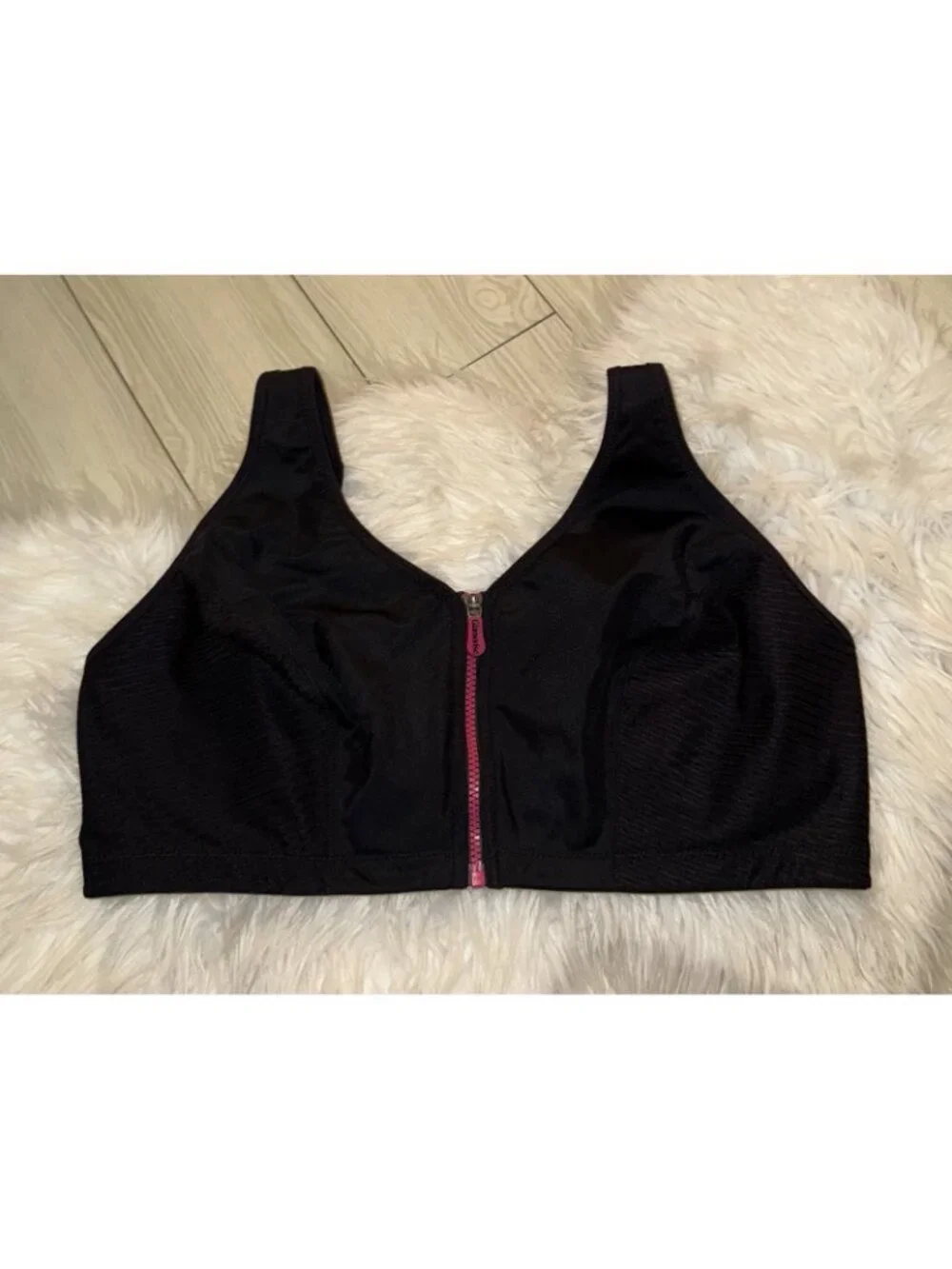 Glamorise 1266 MagicLift High Impact Sports Bra Zip Front Close Womens 46F Black